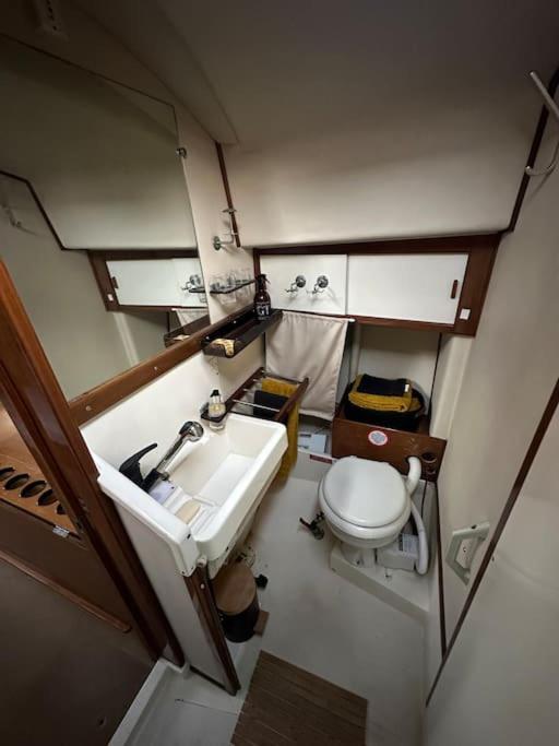 Mental'o Bateau-hôtel *
